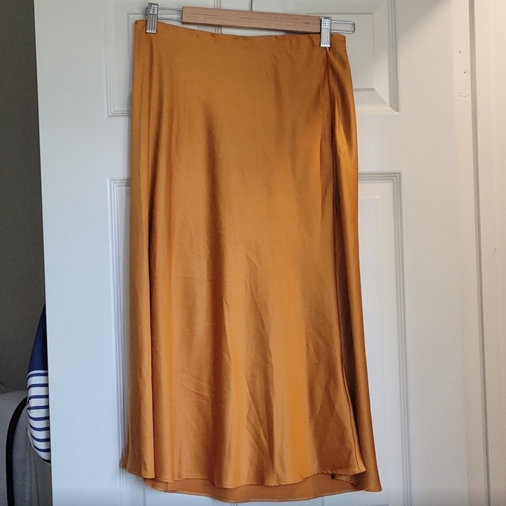 Express Mustard Midi Skirt